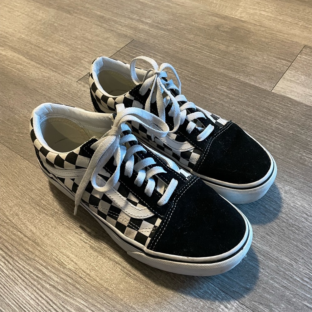 Black and white checkered Vans